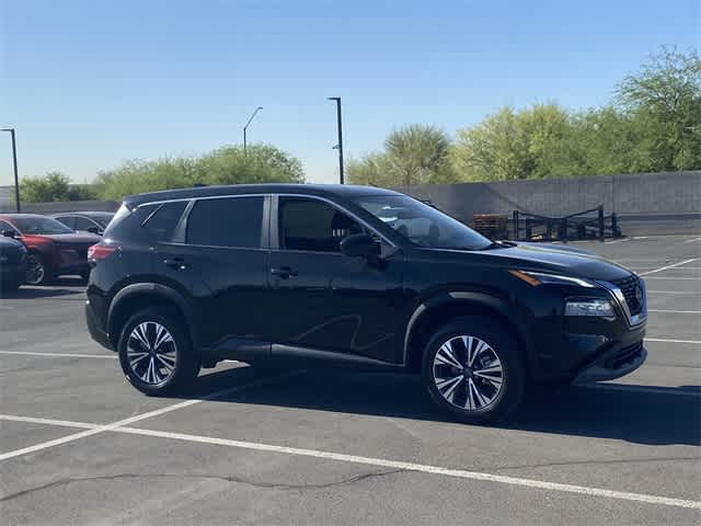 2023 Nissan Rogue SV 8