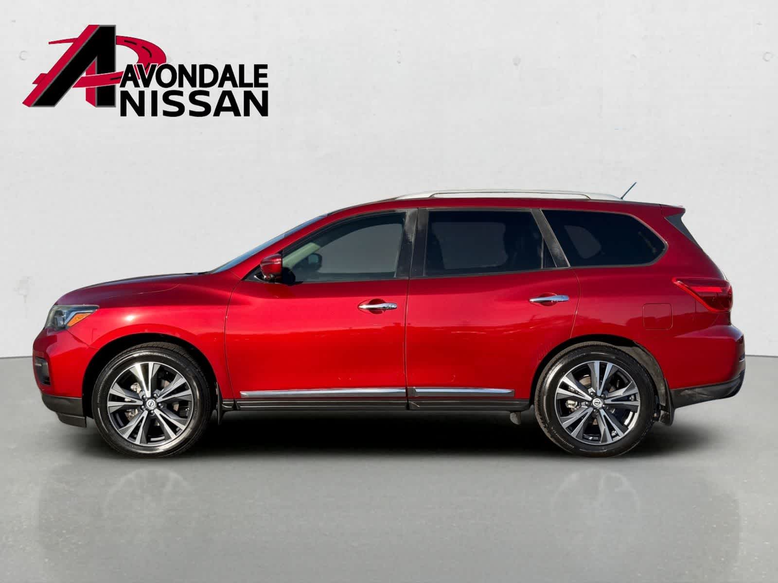 Thumbnail: 2018 Nissan Pathfinder - 3