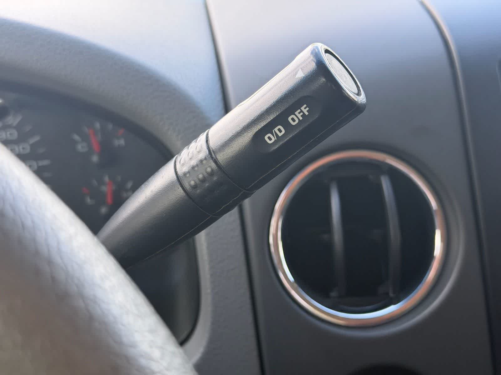 Thumbnail: 2008 Ford Econoline - 27