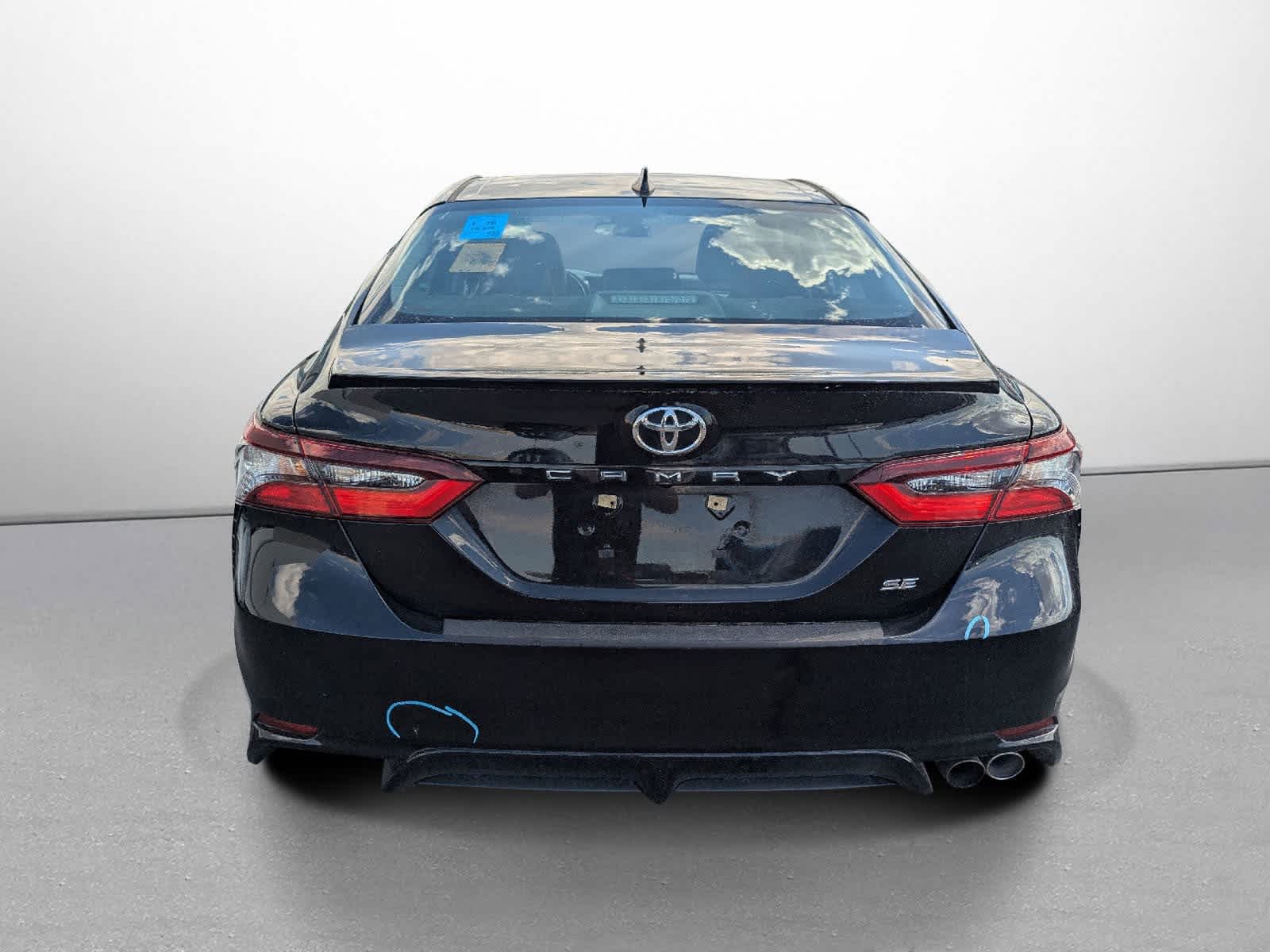 Thumbnail: 2021 Toyota Camry - 3
