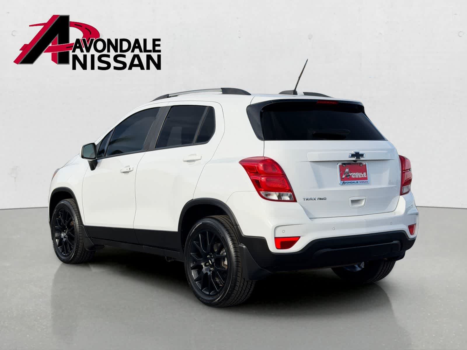 Thumbnail: 2021 Chevrolet Trax - 3