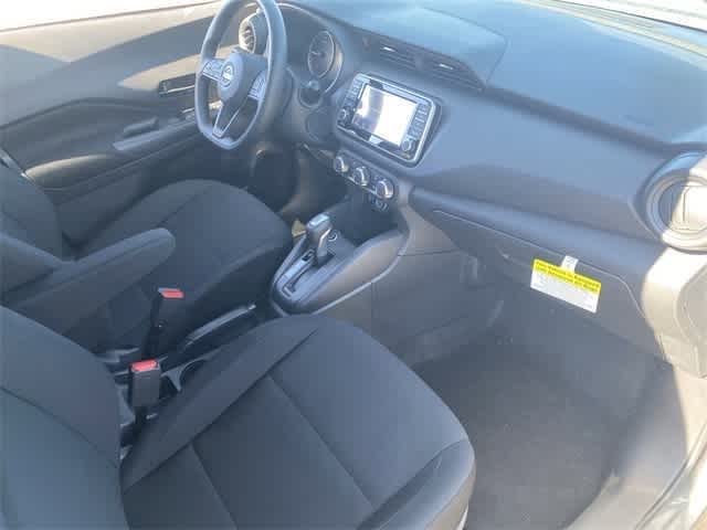 Thumbnail: 2025 Nissan Kicks - 14