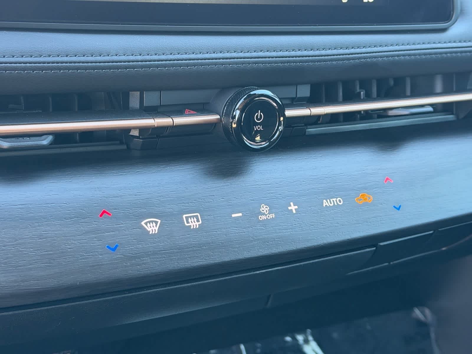 Thumbnail: 2025 Nissan Ariya - 26