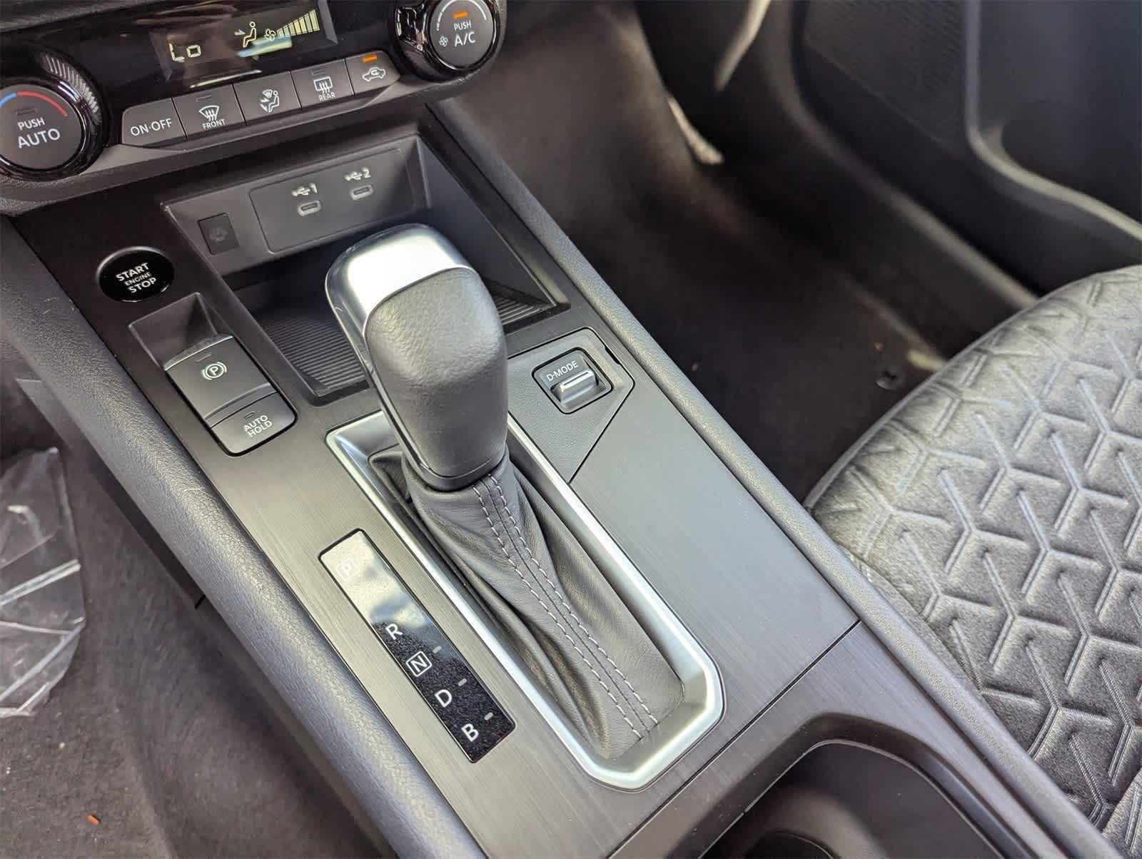 Thumbnail: 2026 Nissan Kicks - 24