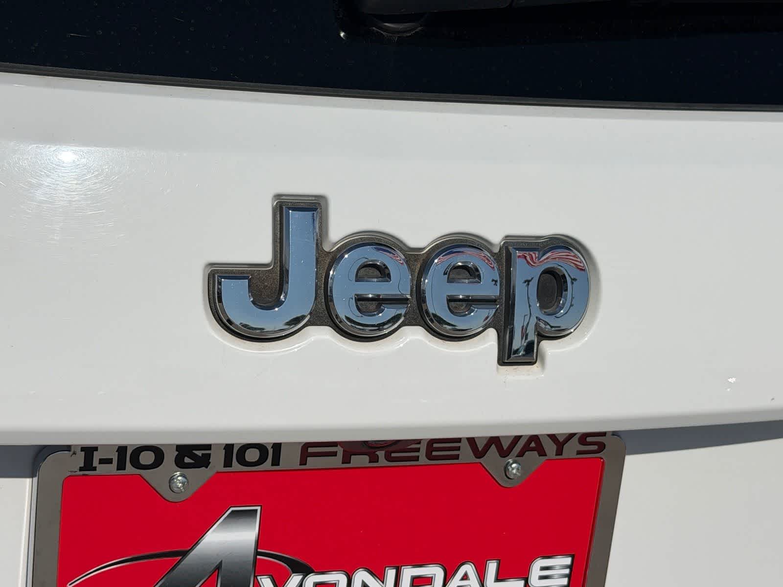 Thumbnail: 2018 Jeep Grand Cherokee - 29