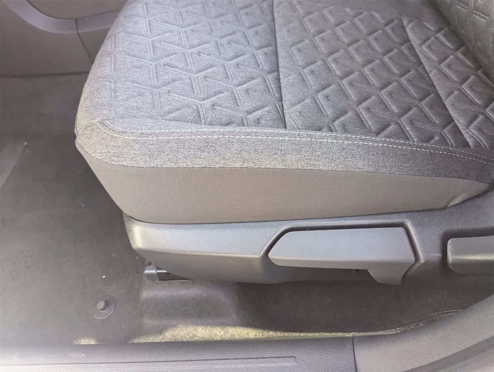 Thumbnail: 2026 Nissan Kicks - 18