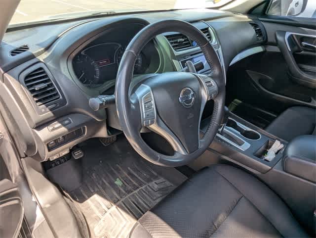 Thumbnail: 2017 Nissan Altima - 13