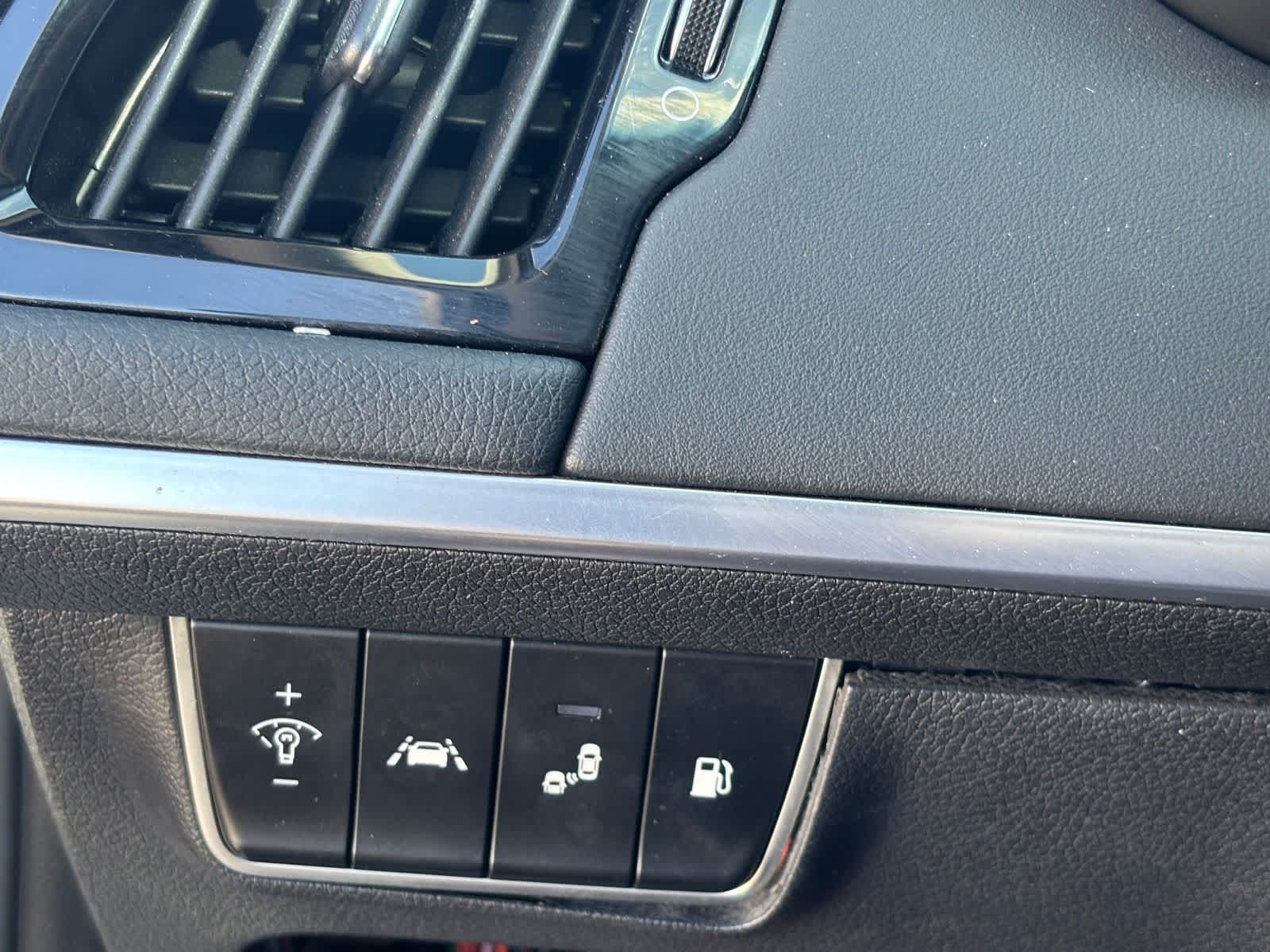 Thumbnail: 2019 Kia Stinger - 21