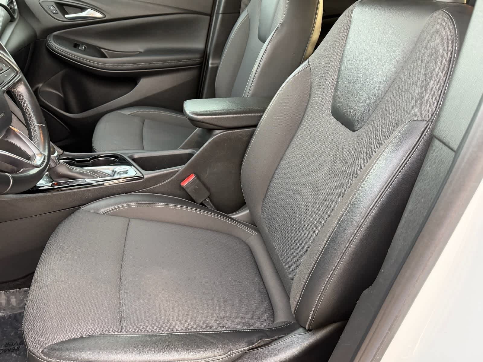 Thumbnail: 2023 Buick Encore GX - 18