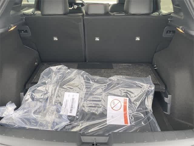 Thumbnail: 2025 Nissan Kicks - 11