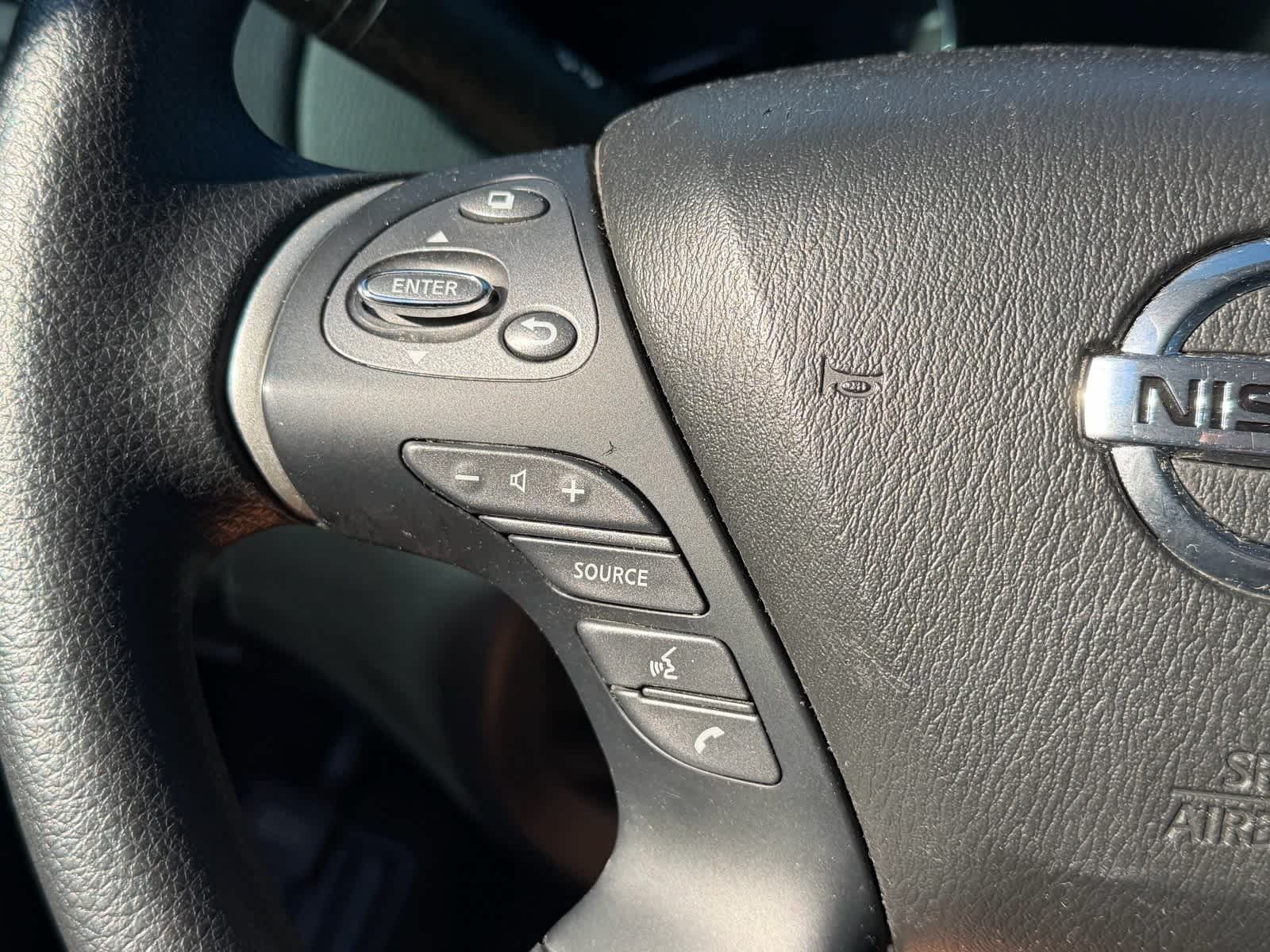 Thumbnail: 2020 Nissan Pathfinder - 16