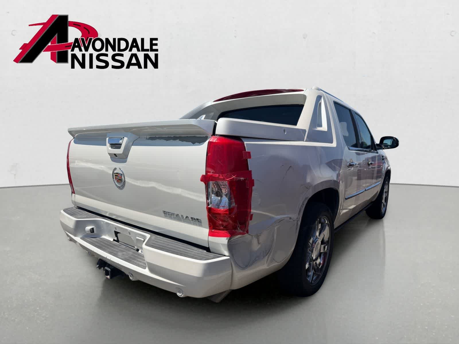 Thumbnail: 2013 Cadillac Escalade - 4