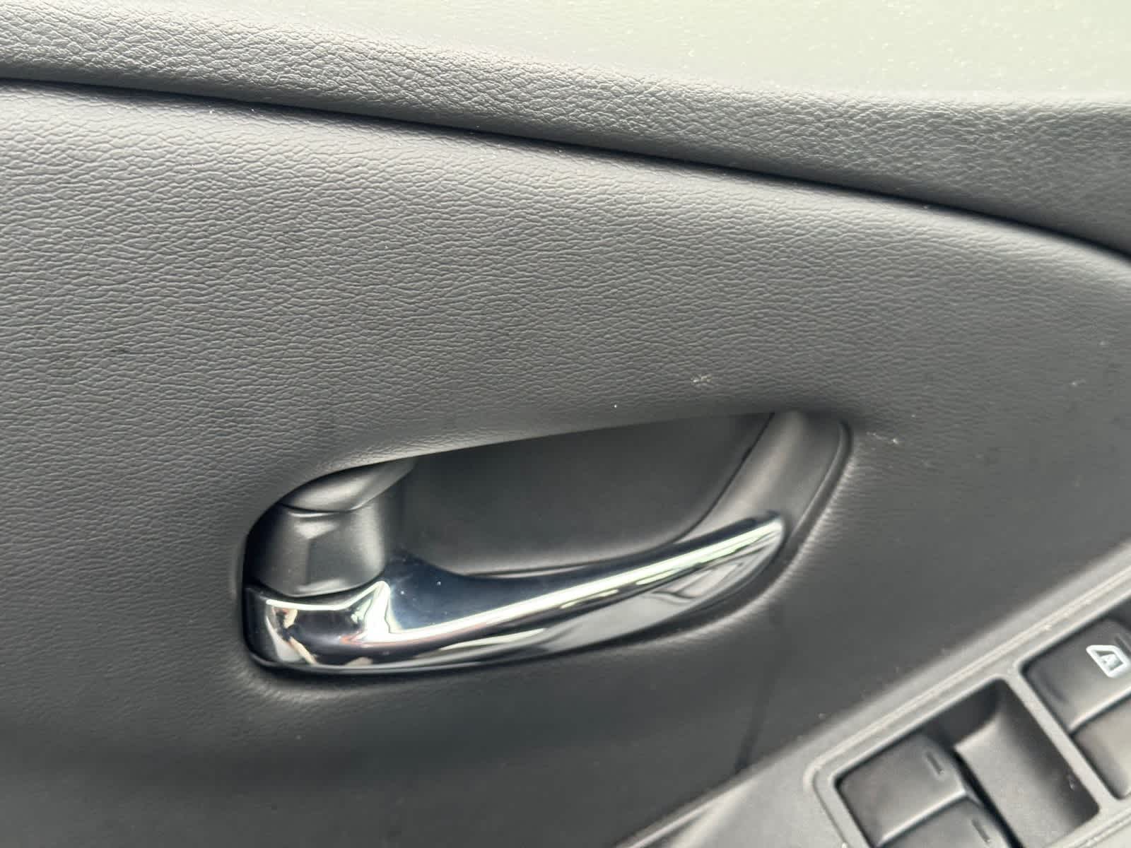 Thumbnail: 2025 Nissan Frontier - 12