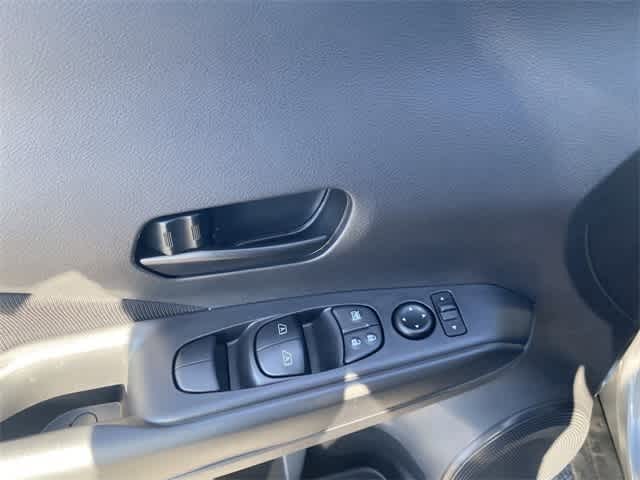 Thumbnail: 2025 Nissan Kicks - 19