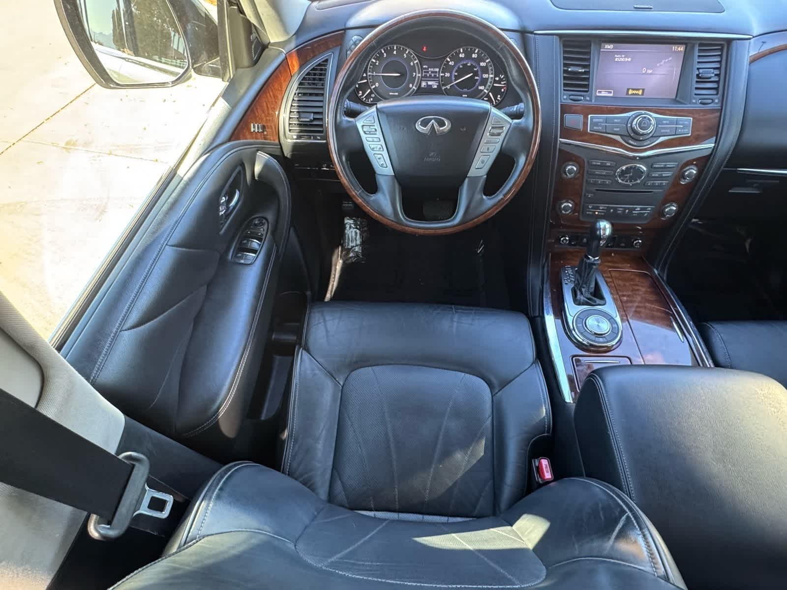 Thumbnail: 2015 INFINITI QX80 - 14