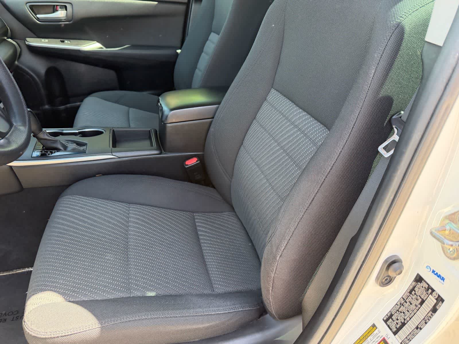 Thumbnail: 2015 Toyota Camry - 17