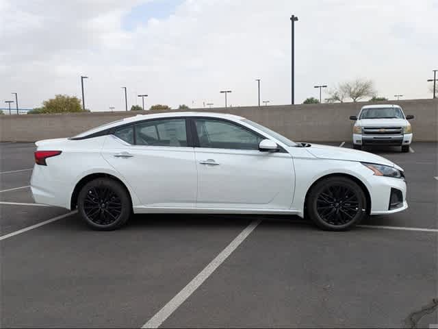 Thumbnail: 2025 Nissan Altima - 7