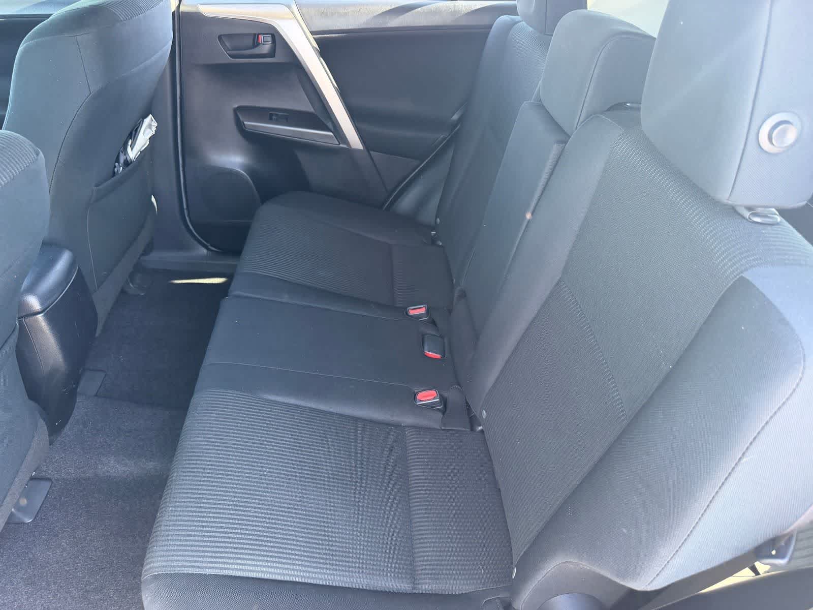 Thumbnail: 2016 Toyota RAV4 - 13