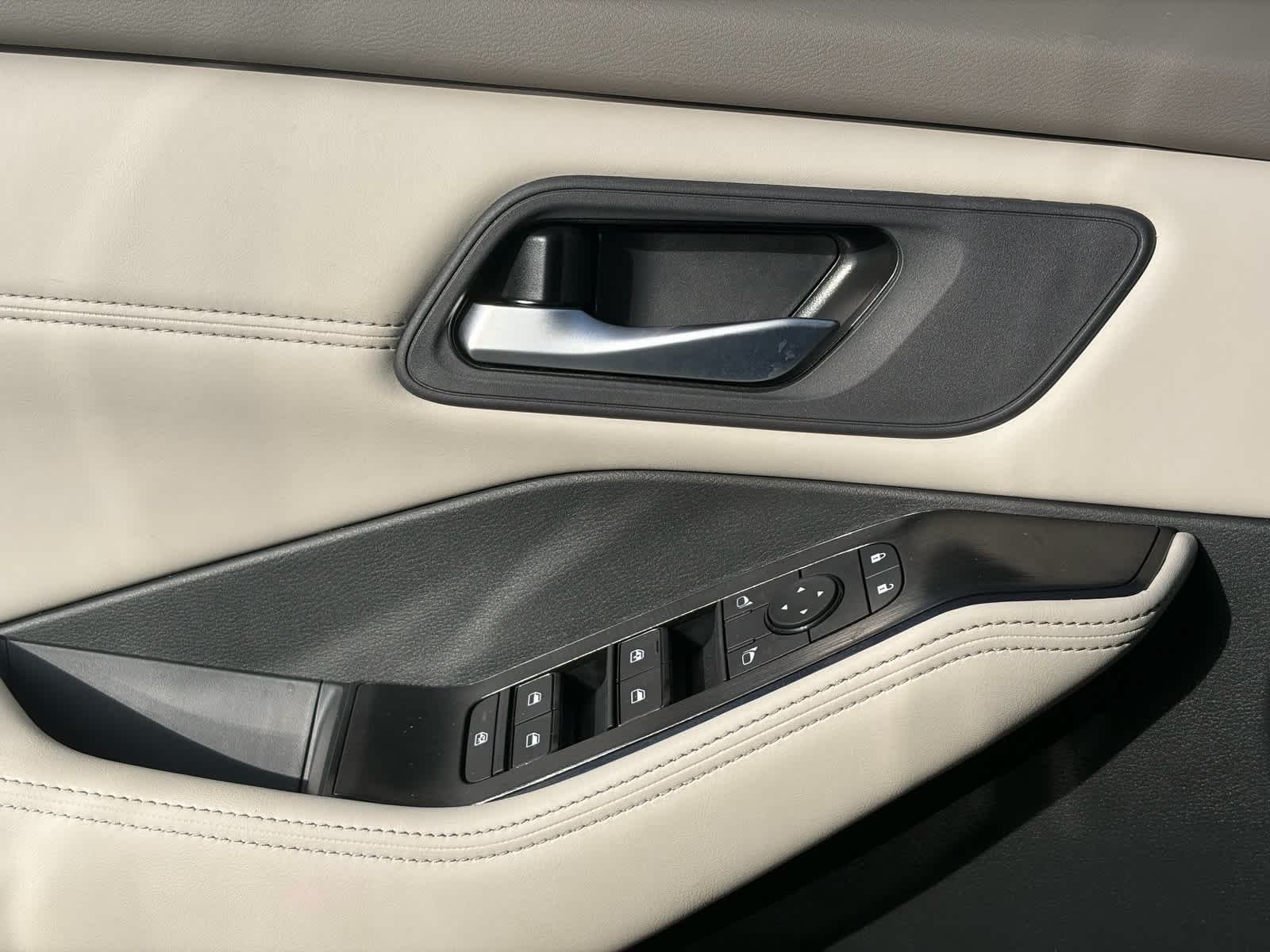 Thumbnail: 2026 Nissan Rogue - 13