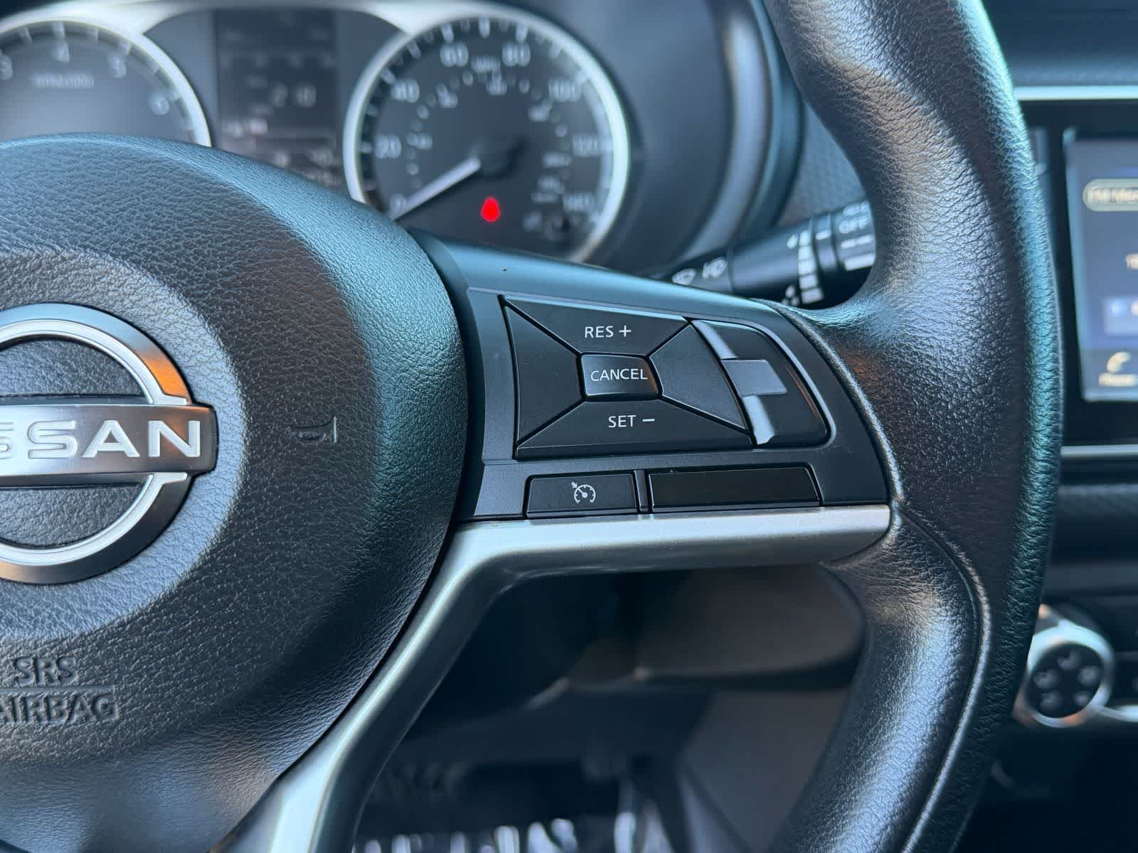 Thumbnail: 2022 Nissan Kicks - 32