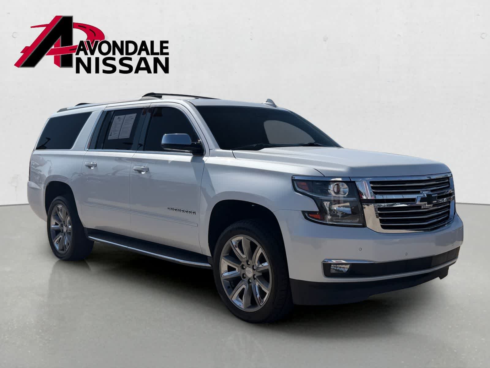 Thumbnail: 2017 Chevrolet Suburban - 8