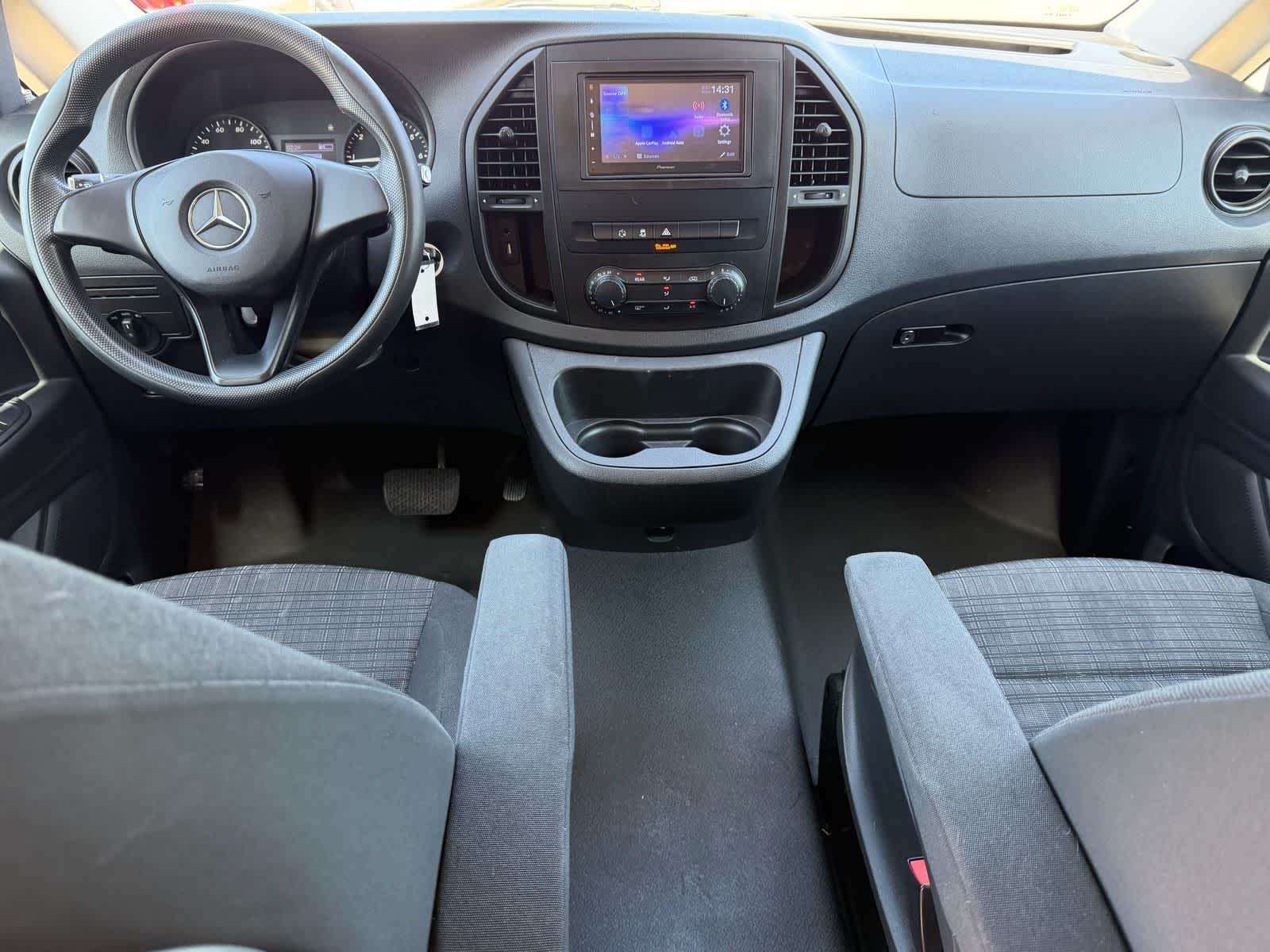 Thumbnail: 2016 Mercedes-Benz Metris - 17