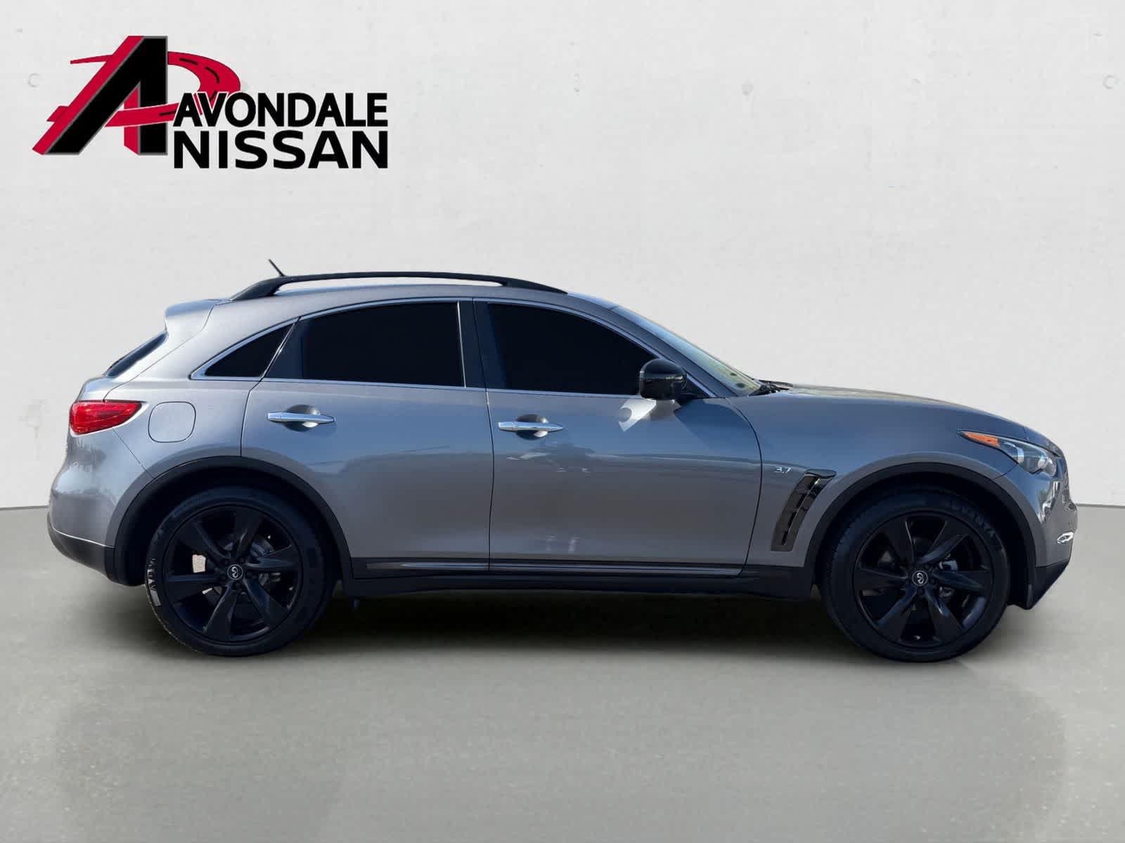 Thumbnail: 2016 INFINITI QX70 - 7