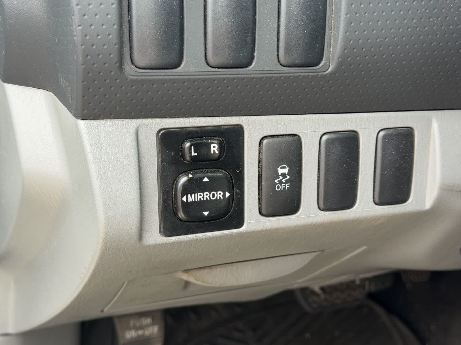 Thumbnail: 2014 Toyota Tacoma - 12