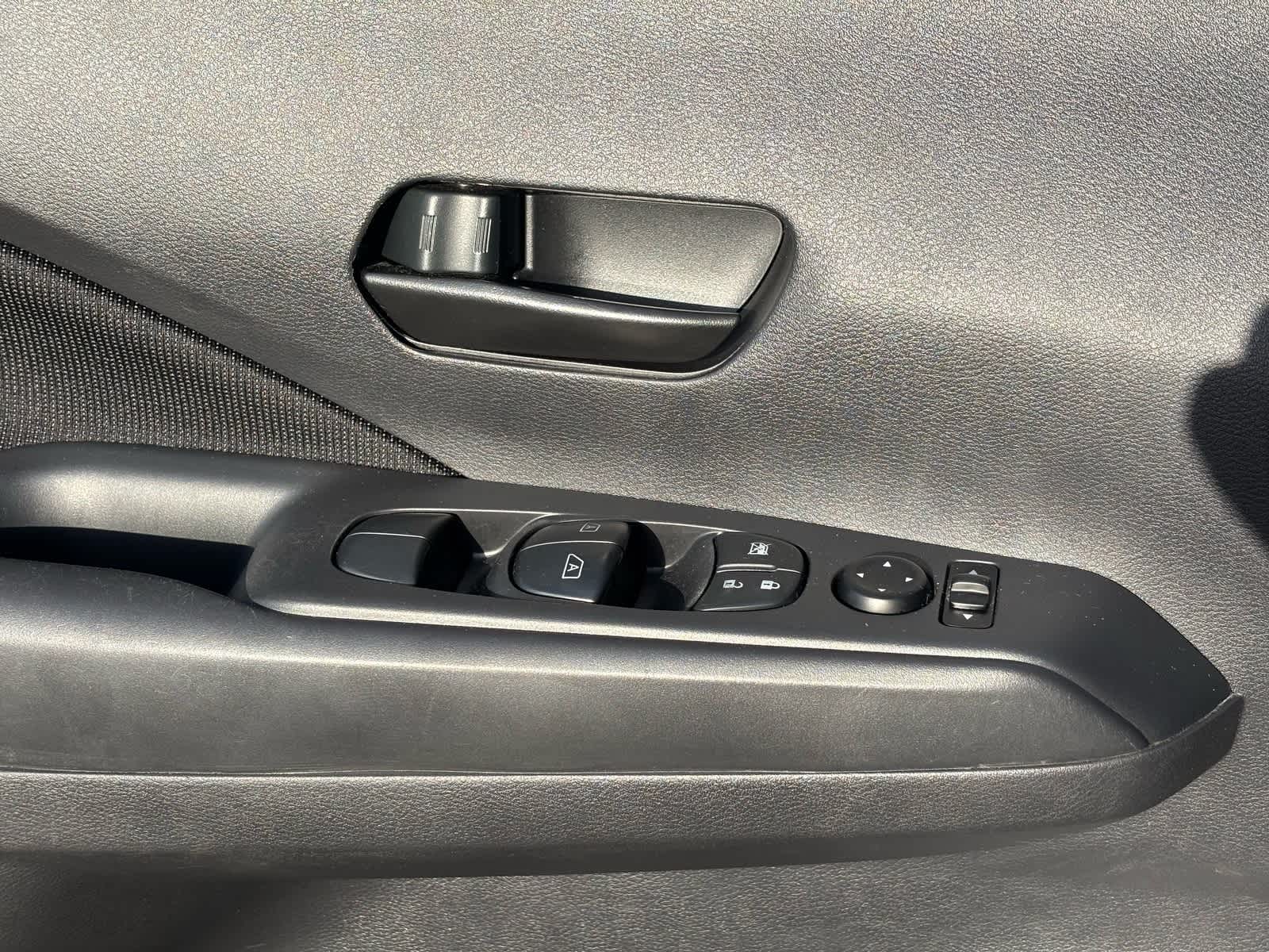 Thumbnail: 2023 Nissan Kicks - 15