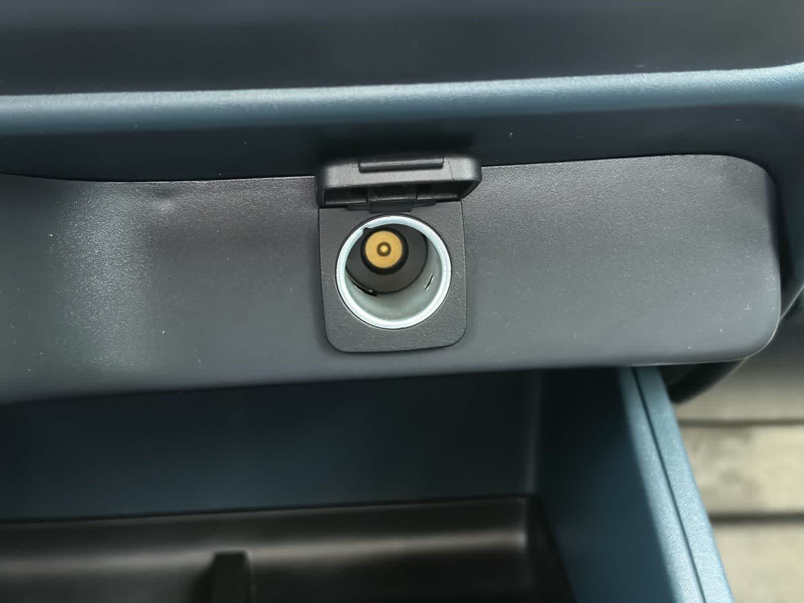 Thumbnail: 2025 Ford Maverick - 22