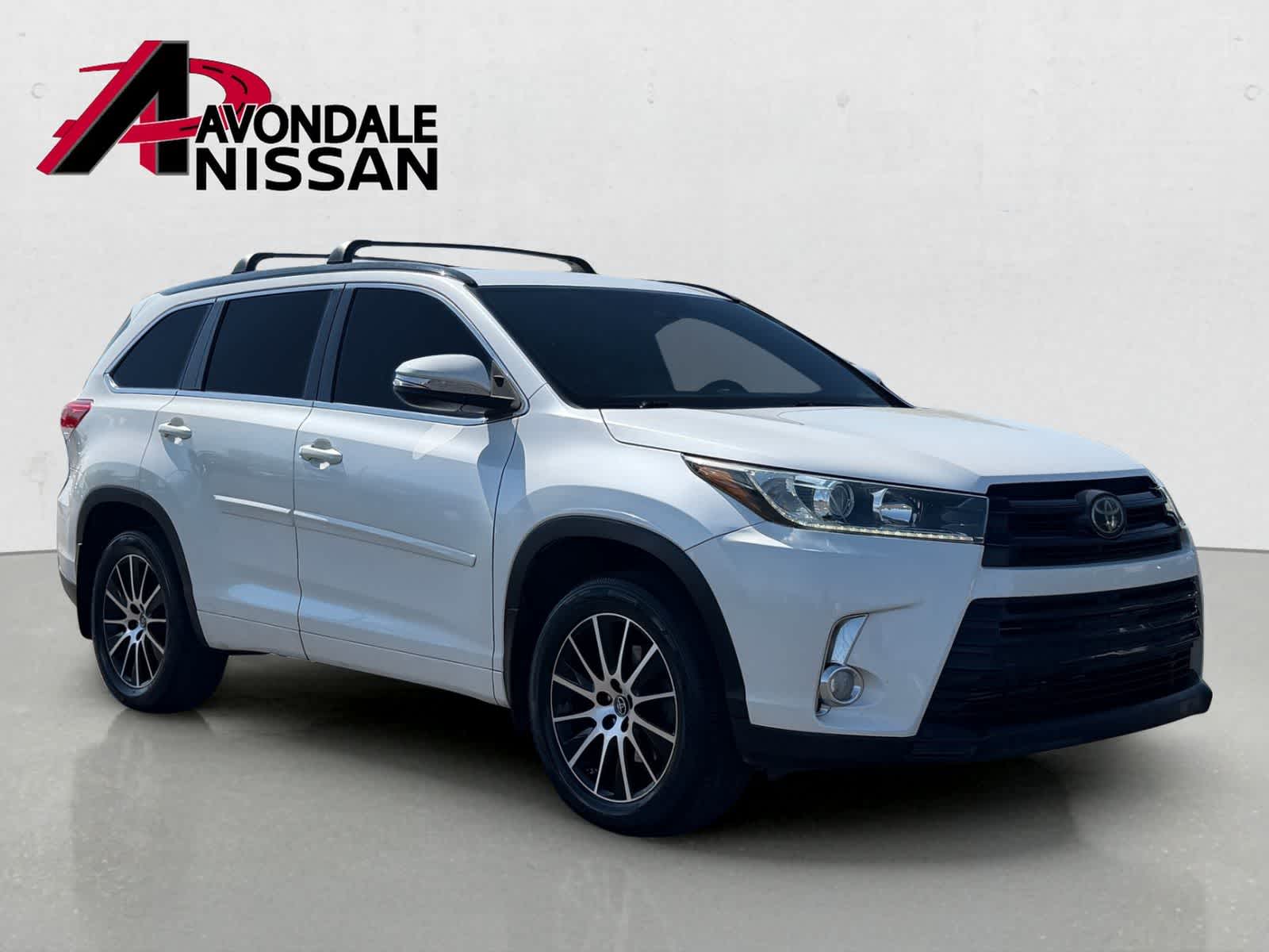 Thumbnail: 2018 Toyota Highlander - 8