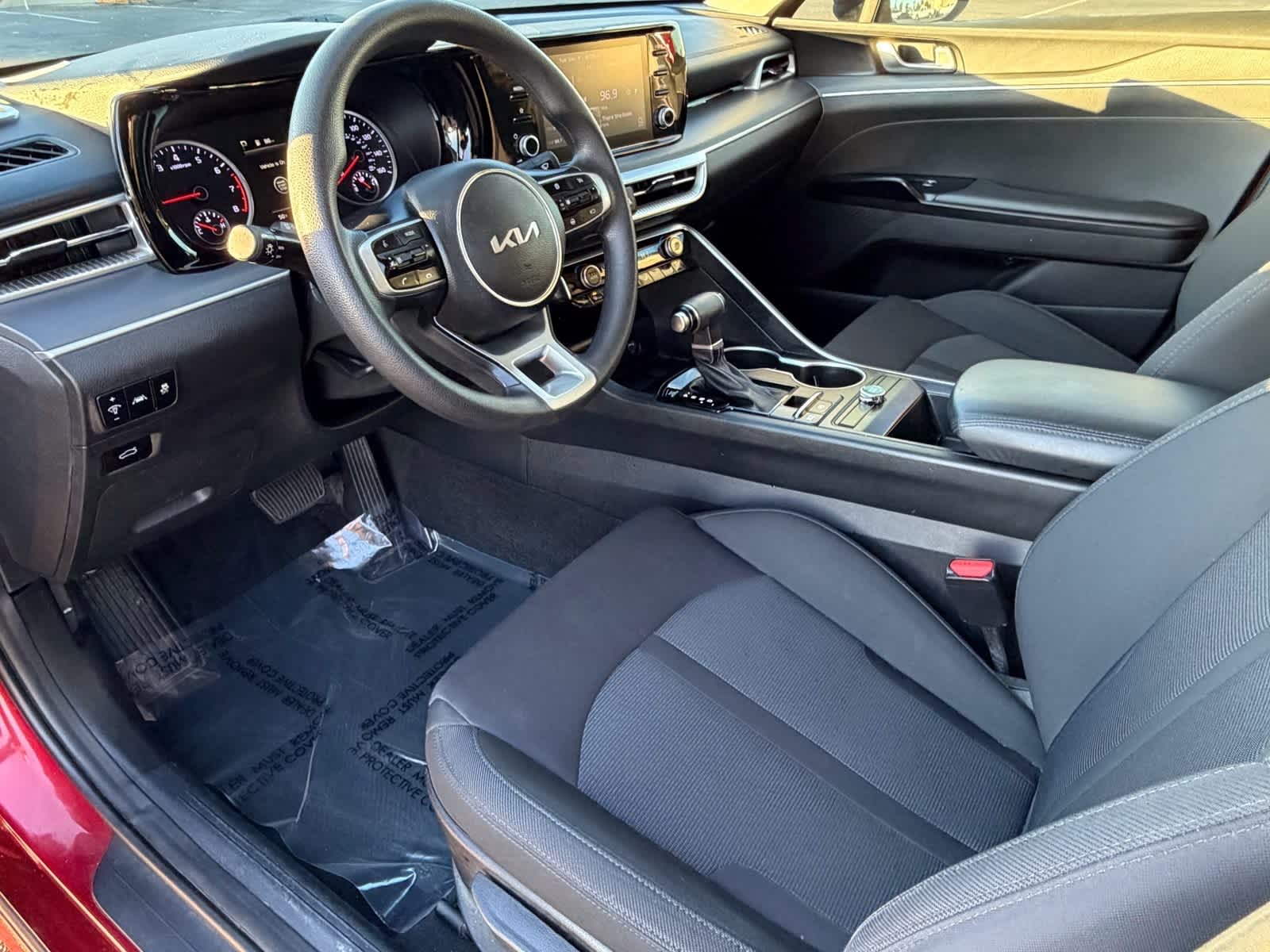 Thumbnail: 2023 Kia K5 - 2