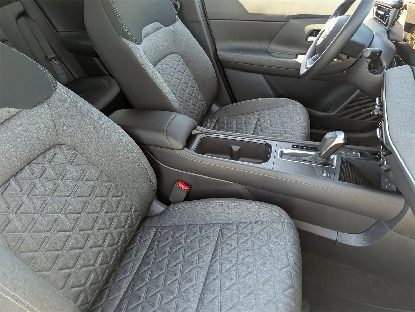 Thumbnail: 2026 Nissan Kicks - 12