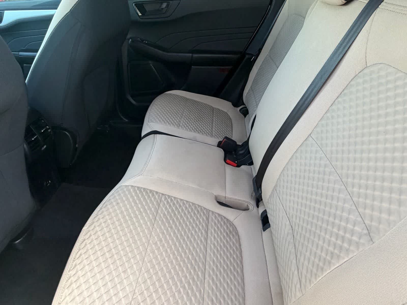 Thumbnail: 2022 Ford Escape - 14