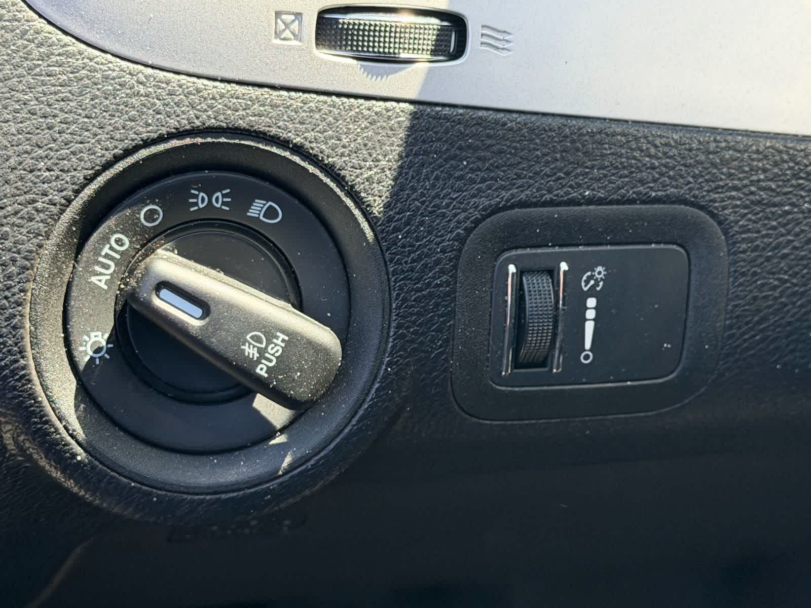 Thumbnail: 2019 Dodge Journey - 9