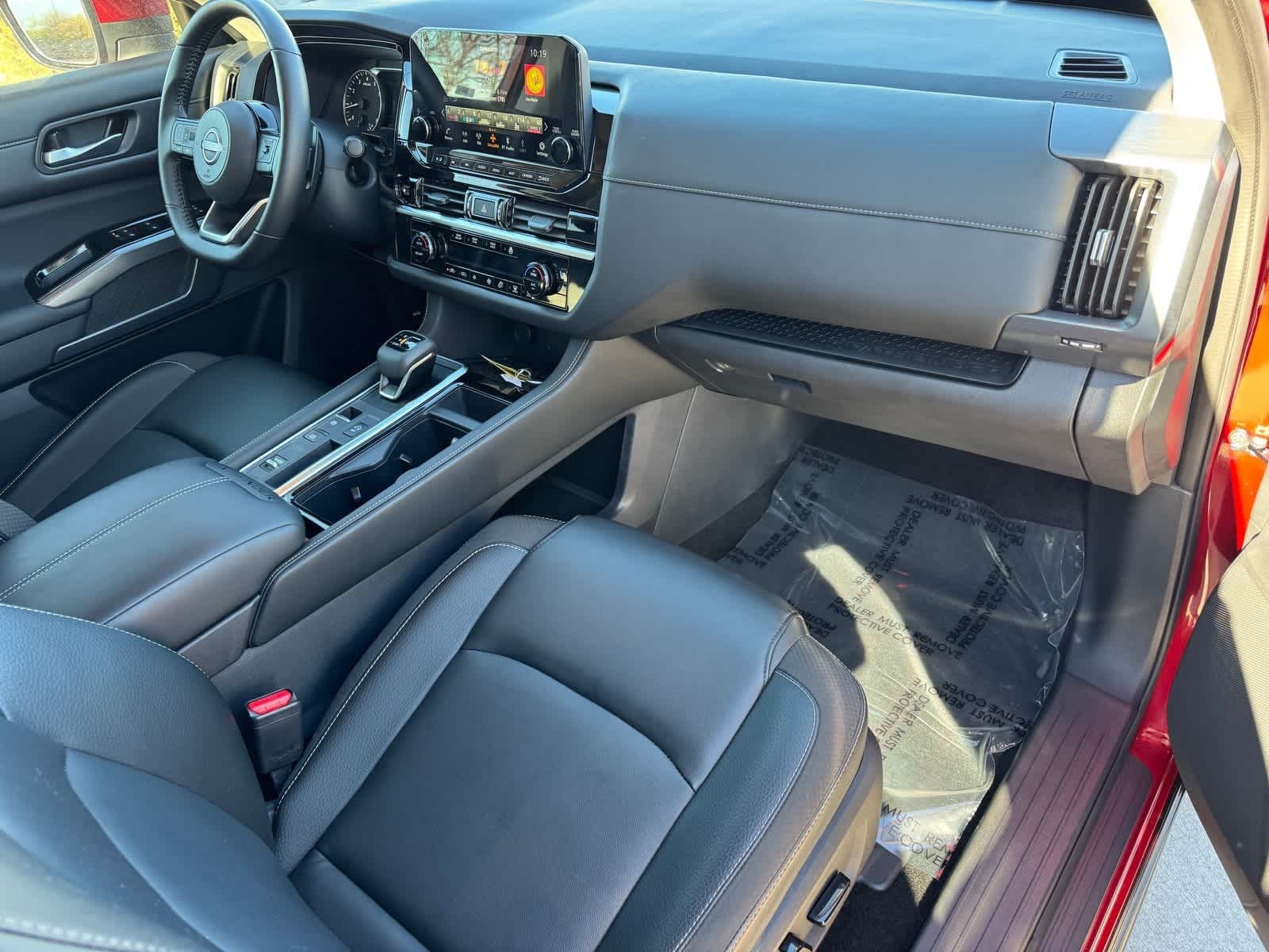 Thumbnail: 2025 Nissan Pathfinder - 2