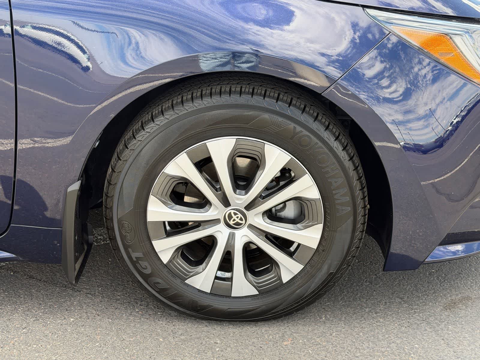 Thumbnail: 2022 Toyota Corolla - 10