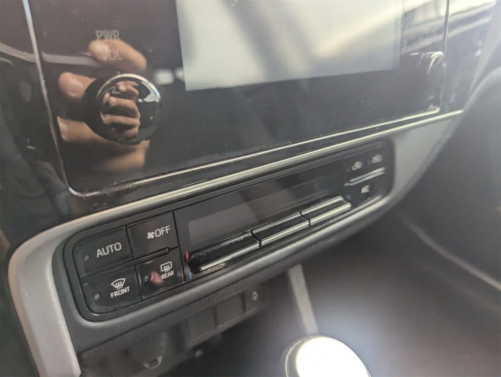 Thumbnail: 2019 Toyota Corolla - 17