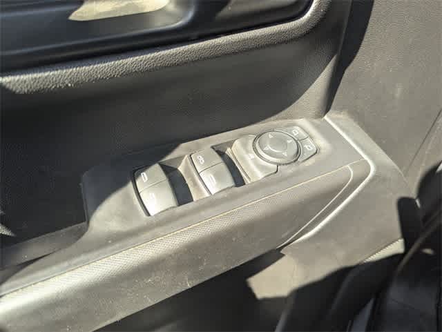 Thumbnail: 2021 Chevrolet Silverado 1500 - 14