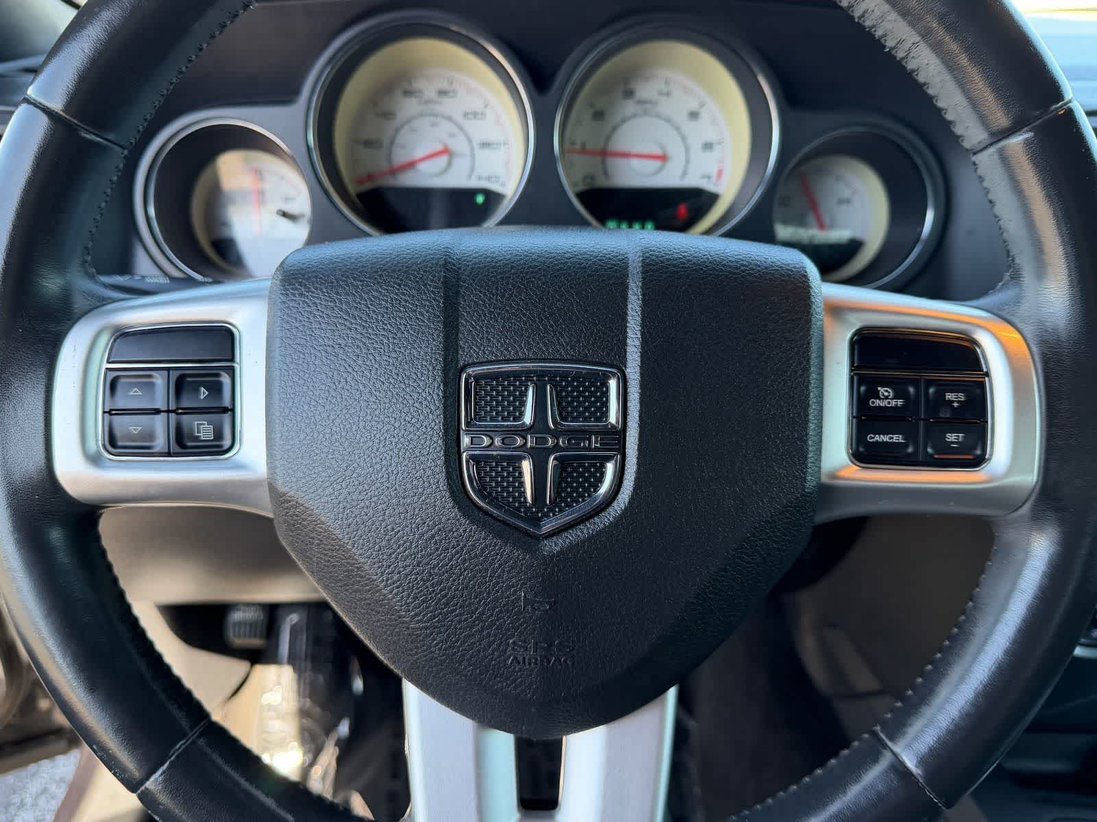 Thumbnail: 2011 Dodge Challenger - 28