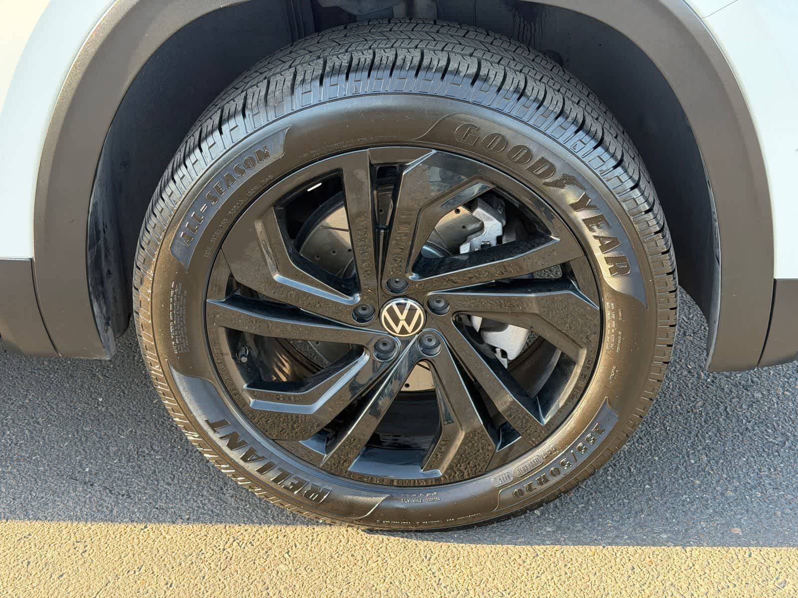 Thumbnail: 2022 Volkswagen Atlas - 10