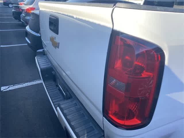Thumbnail: 2017 Chevrolet Colorado - 4