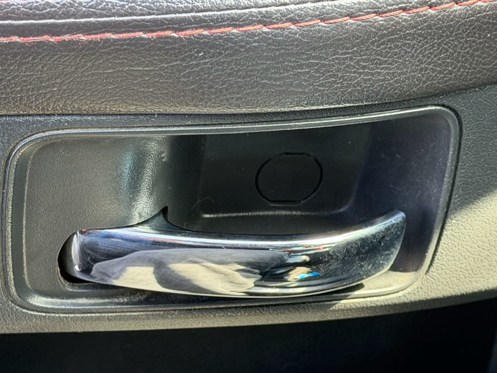 Thumbnail: 2010 Dodge Challenger - 5