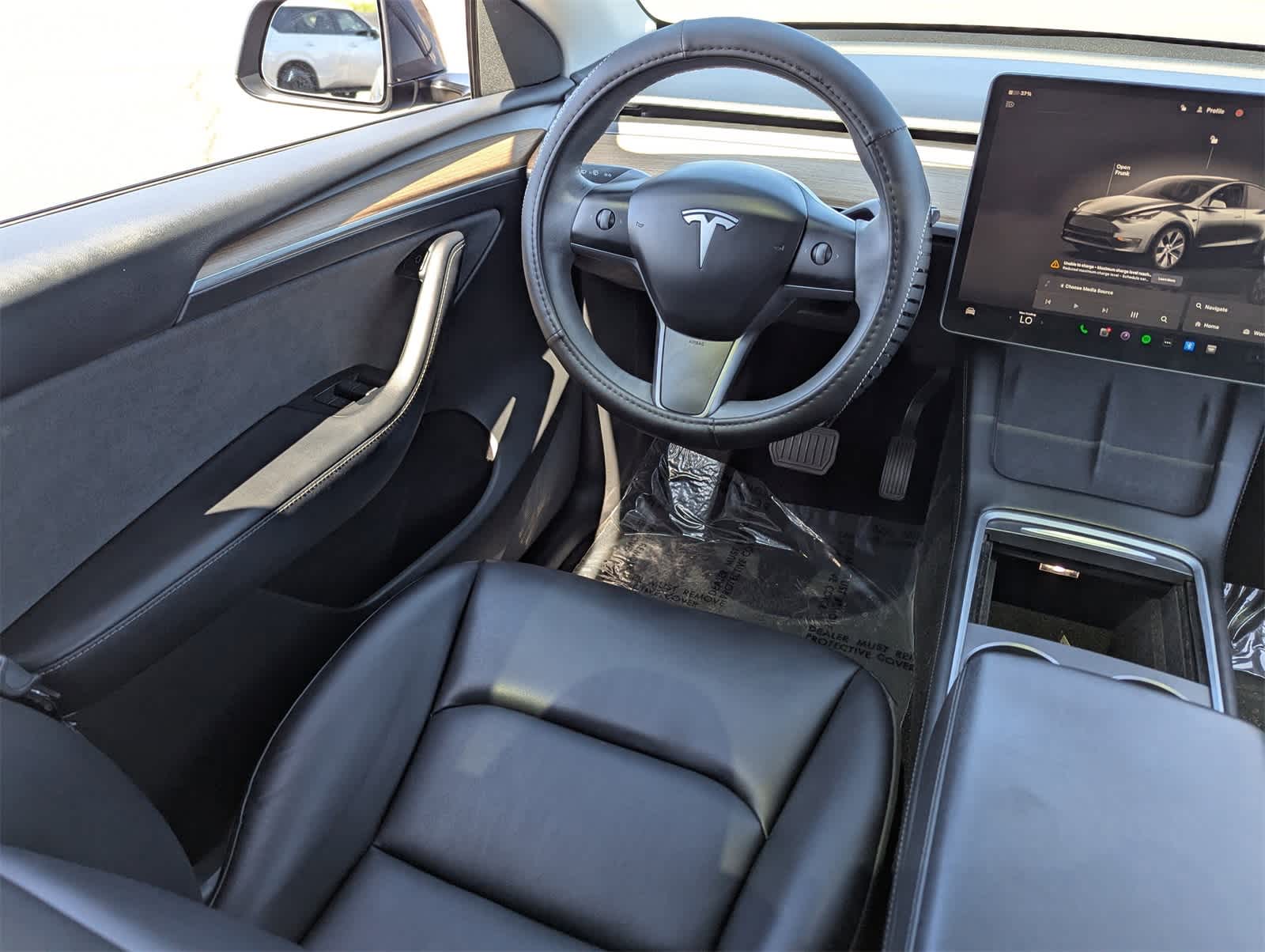 Thumbnail: 2023 Tesla Model Y - 15