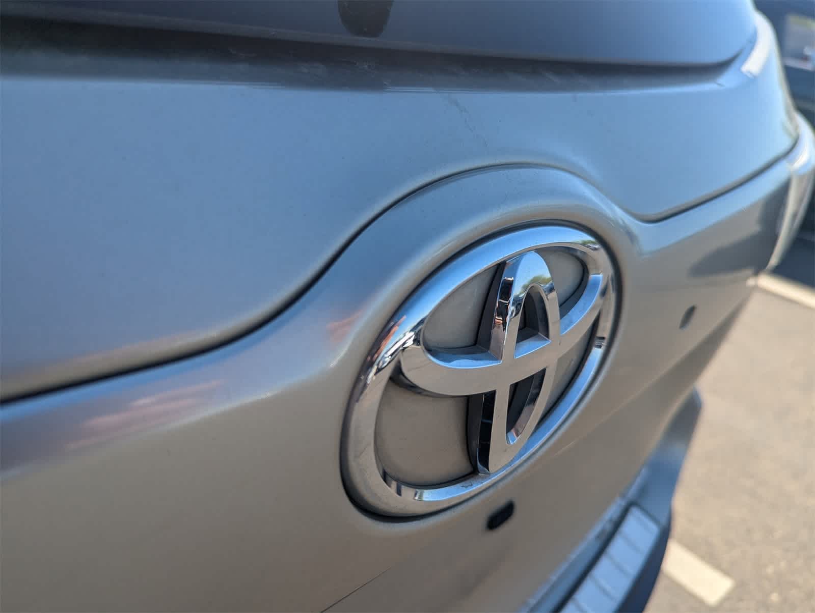 Thumbnail: 2016 Toyota Highlander - 9