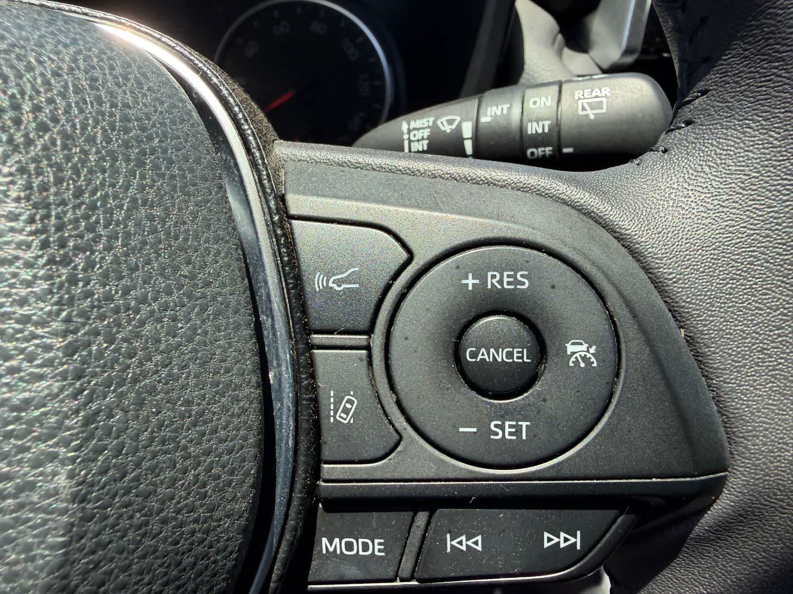 Thumbnail: 2019 Toyota RAV4 - 13