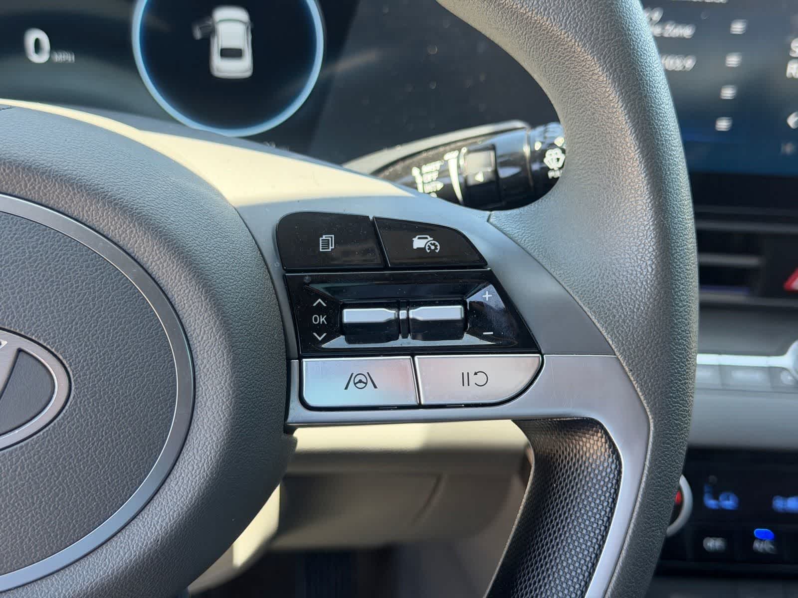 Thumbnail: 2024 Hyundai Elantra - 22