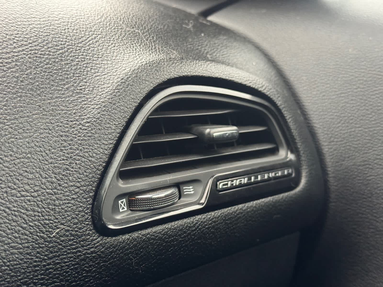 Thumbnail: 2017 Dodge Challenger - 18