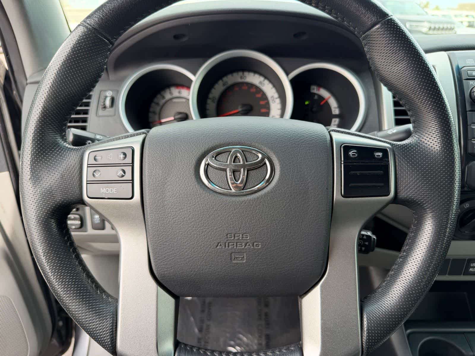 Thumbnail: 2013 Toyota Tacoma - 14
