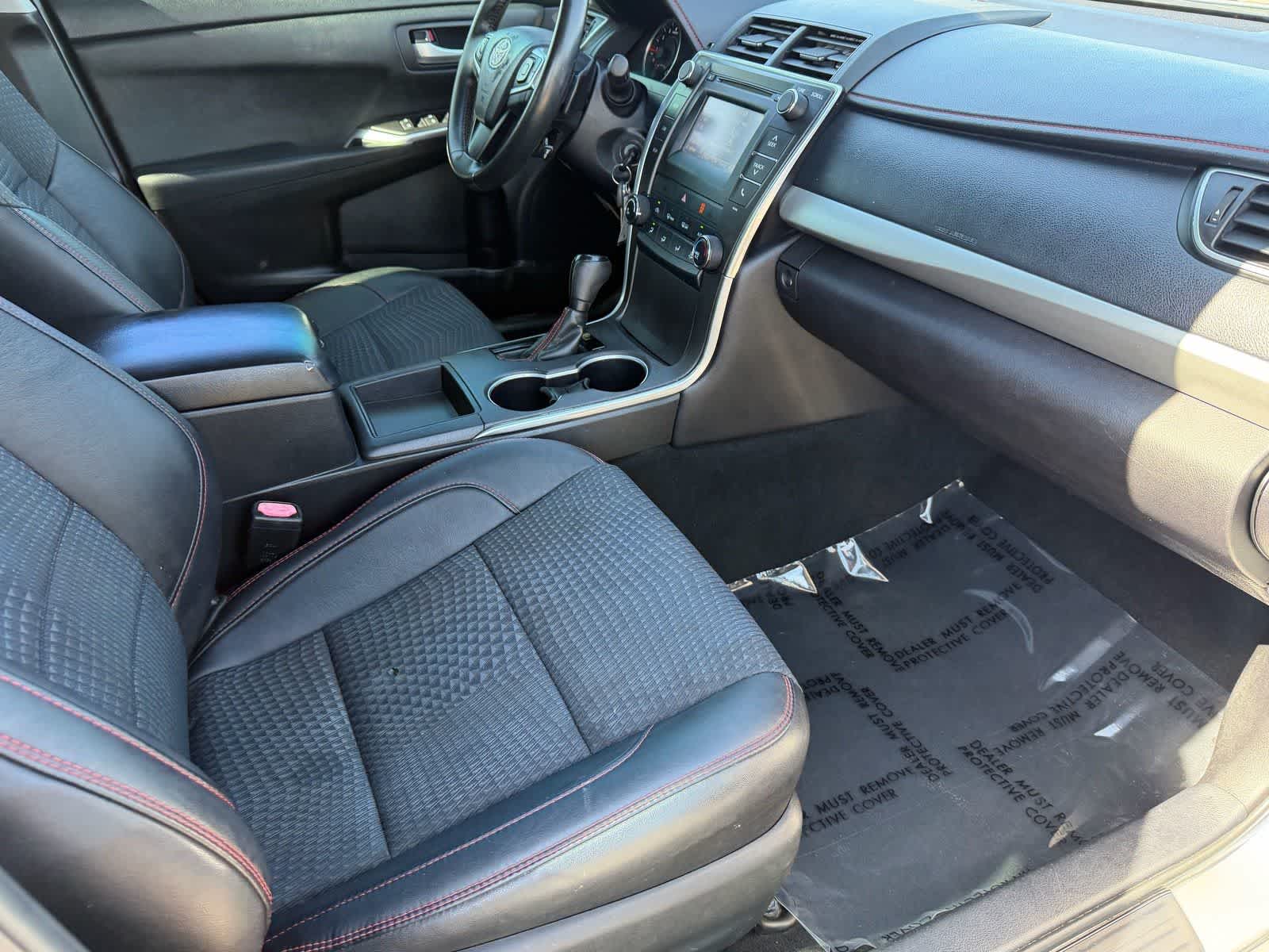 Thumbnail: 2015 Toyota Camry - 12